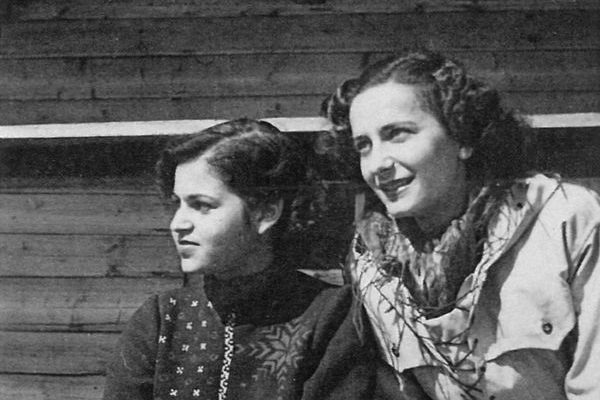 Niusia Horowitz i Stella Müller, Zakopane, 1950, wł. Niusi Horowtiz-Karakulskiej